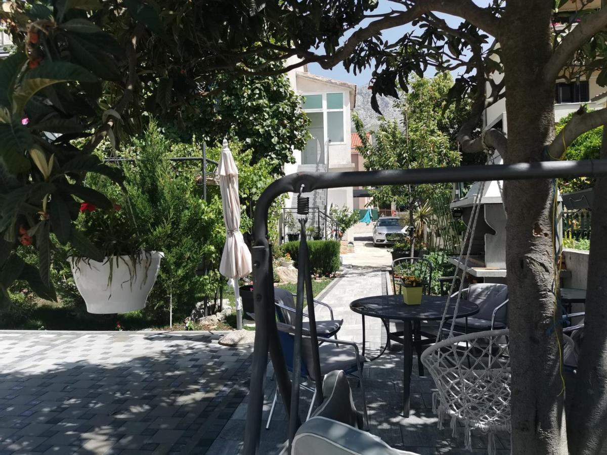 Apartment D & N Kastela Bagian luar foto