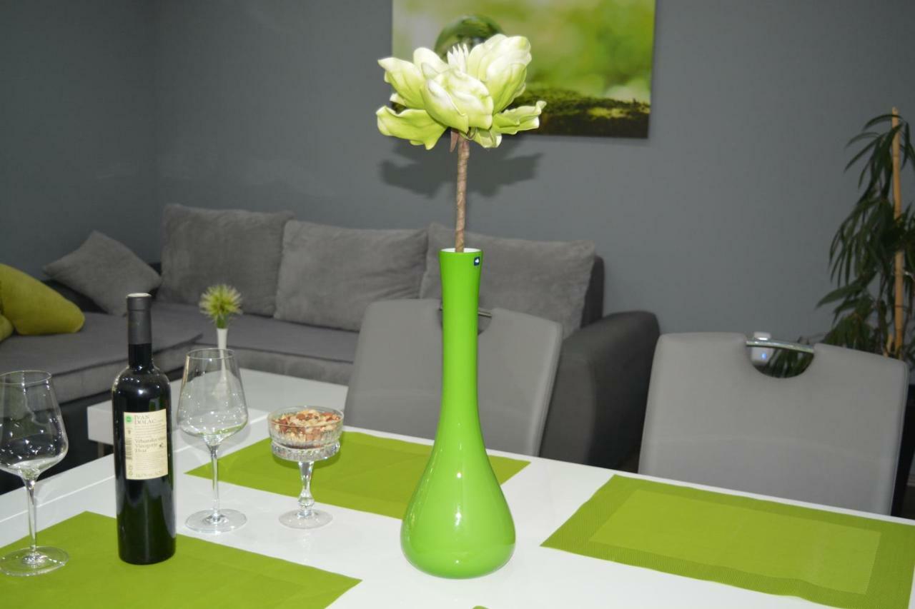 Apartment D & N Kastela Bagian luar foto