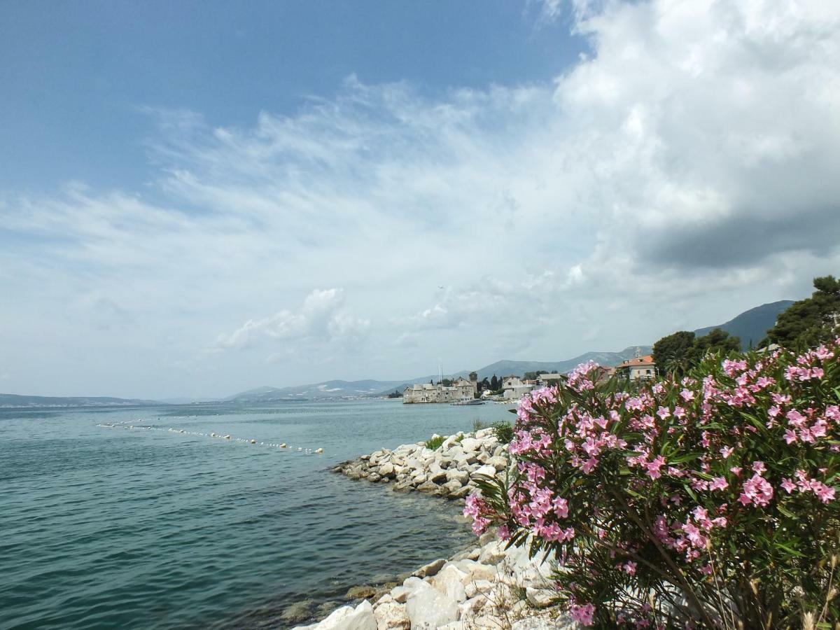 Apartment D & N Kastela Bagian luar foto