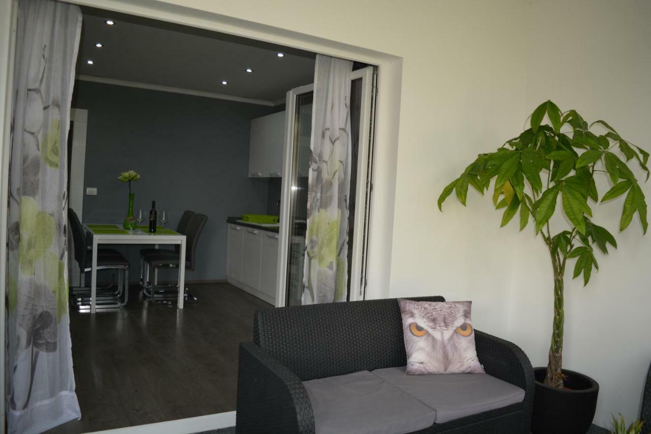 Apartment D & N Kastela Bagian luar foto